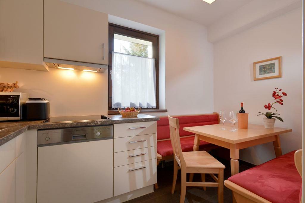 Appartementhaus Bodner By Travel Partner Елмау Екстериор снимка